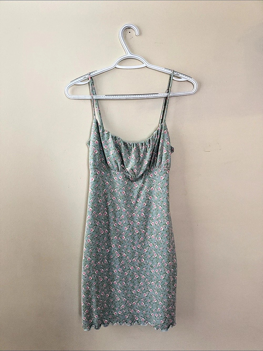 LELIS Floral Mini Dress in Green & Pink Size Small NWT